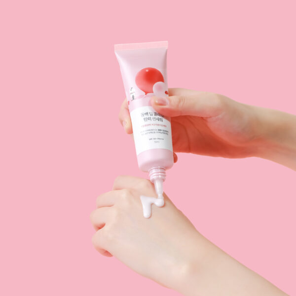 round-lab-camellia-deep-collagen-firming-sun-serum round-lab-sonsezakhysna-syrovatka-z-kolagenom-texture